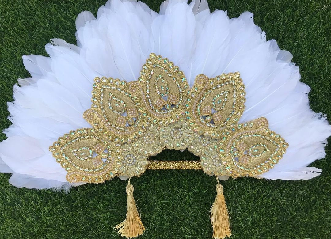 Clutch Semi-Circle Hand Fan, Traditional African Wedding Bridal Hand Fan, Nigerian Wedding Feather Hand fan(Available in Different Colours)