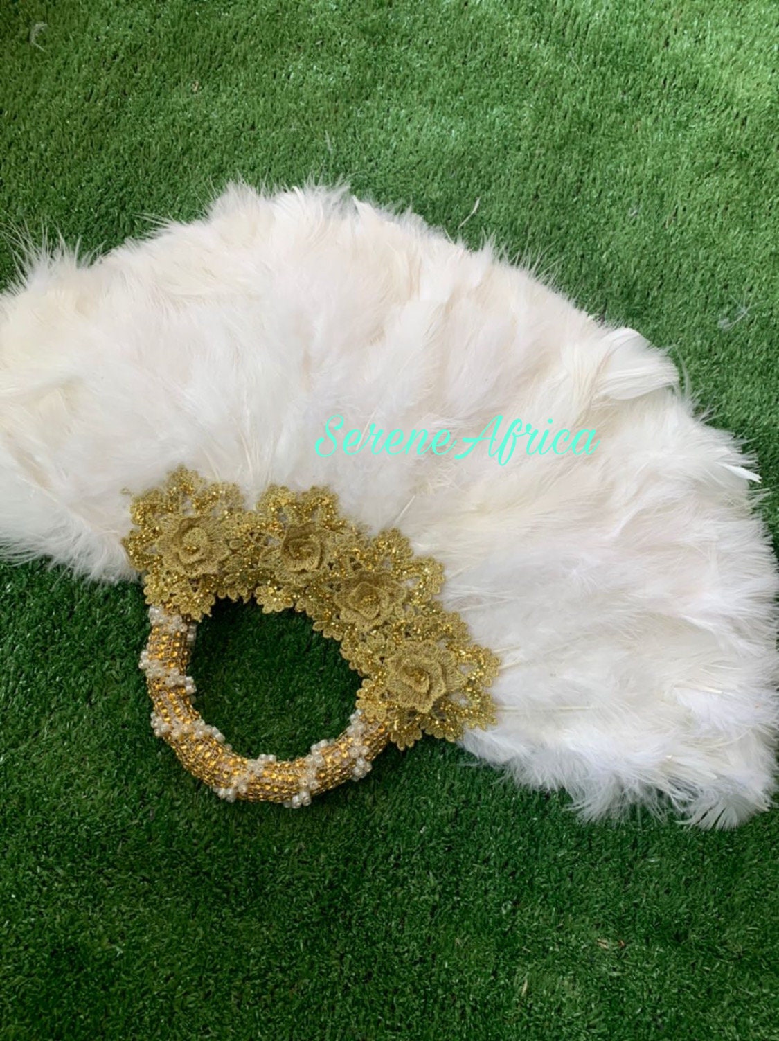 White Clutch Hand Fan, Semi-Circle African Traditional Wedding Bridal Feather Hand Fan, Nigerian Wedding Hand fan(Available Different Colors