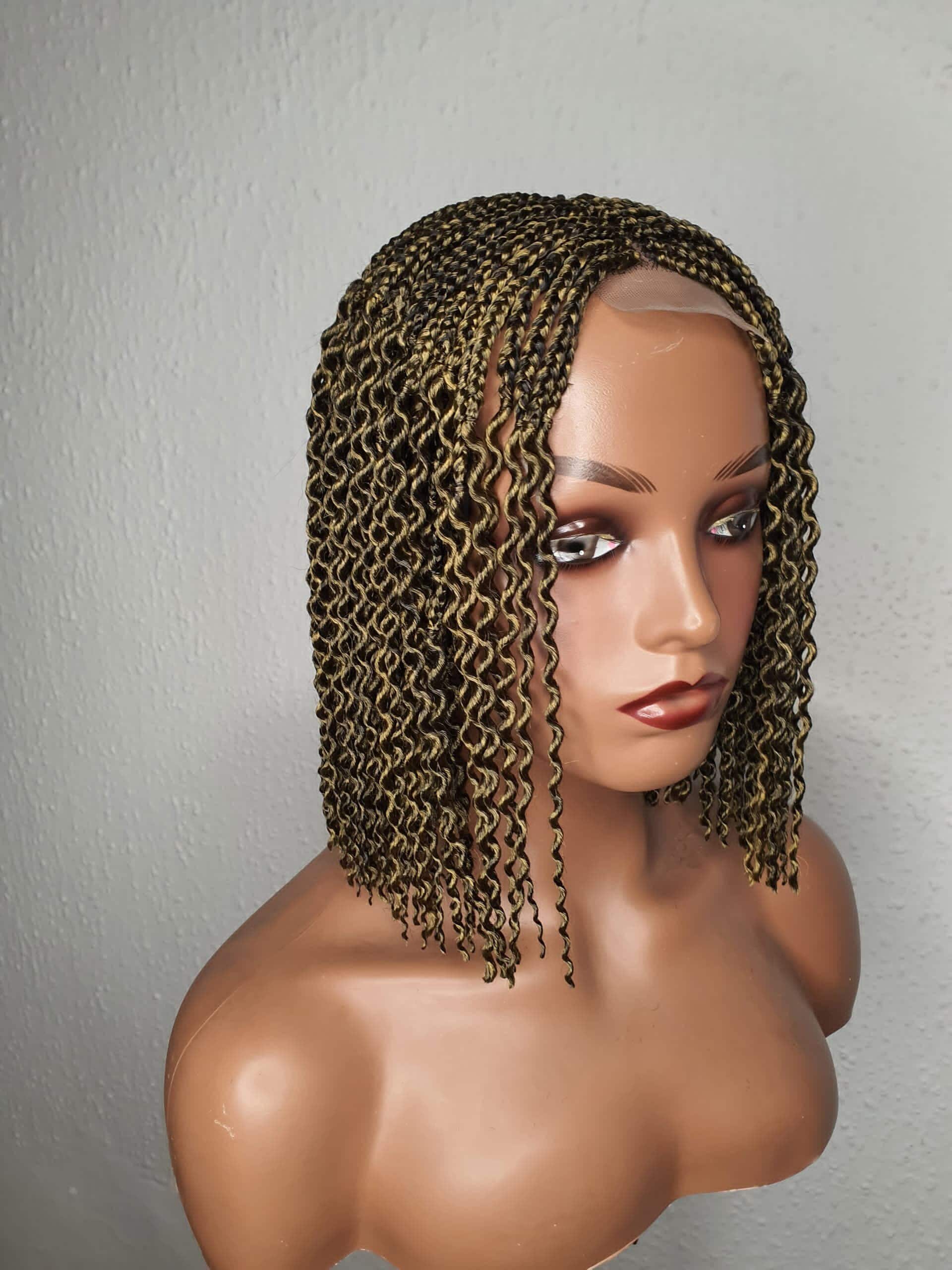 Side view gold Black box braid wig with highlights on mannequin head braided wig
