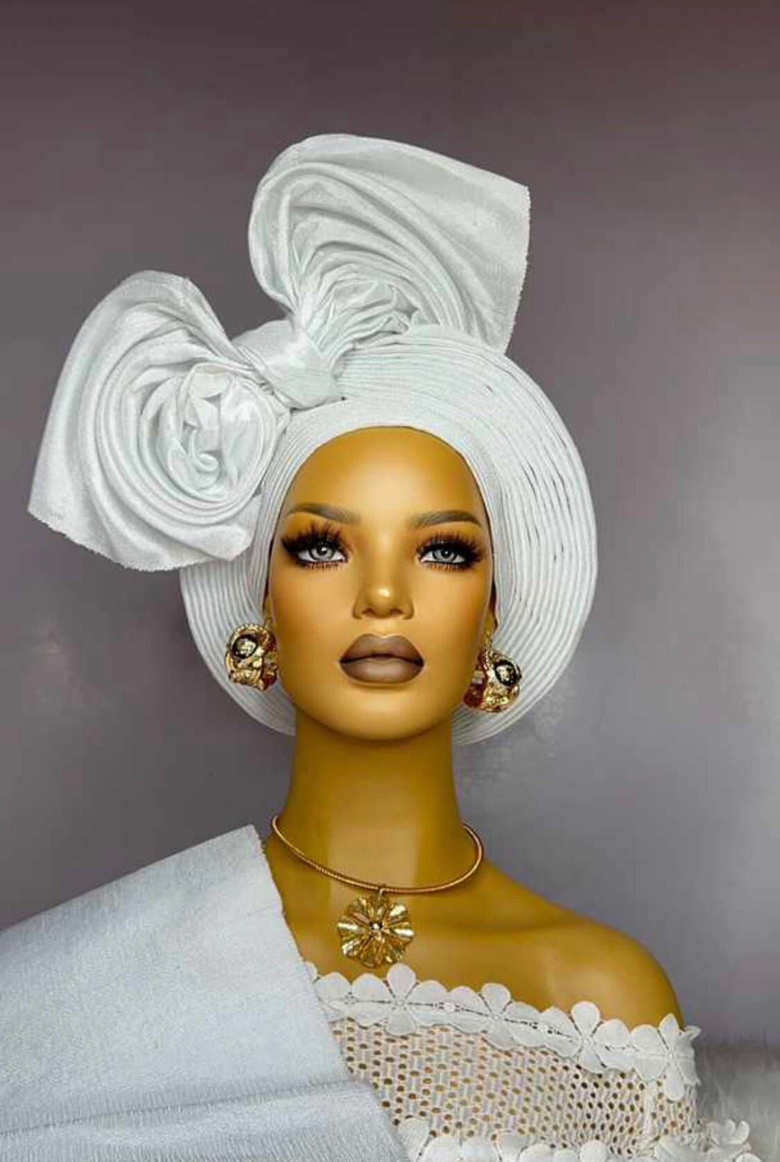 Luxury White Aso Oke Auto Gele – No-Tie Needed.