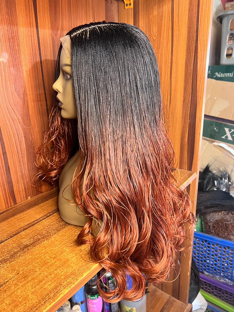 Side view of 22-inch colour 1 and 350 ombre nano twist wig